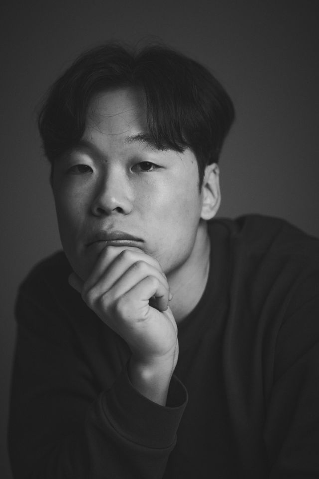 キム・ミンス サムネイル画像