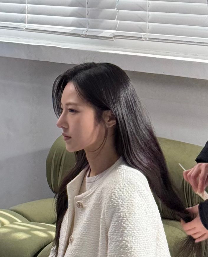 Jung Yujin Ảnh thu nhỏ