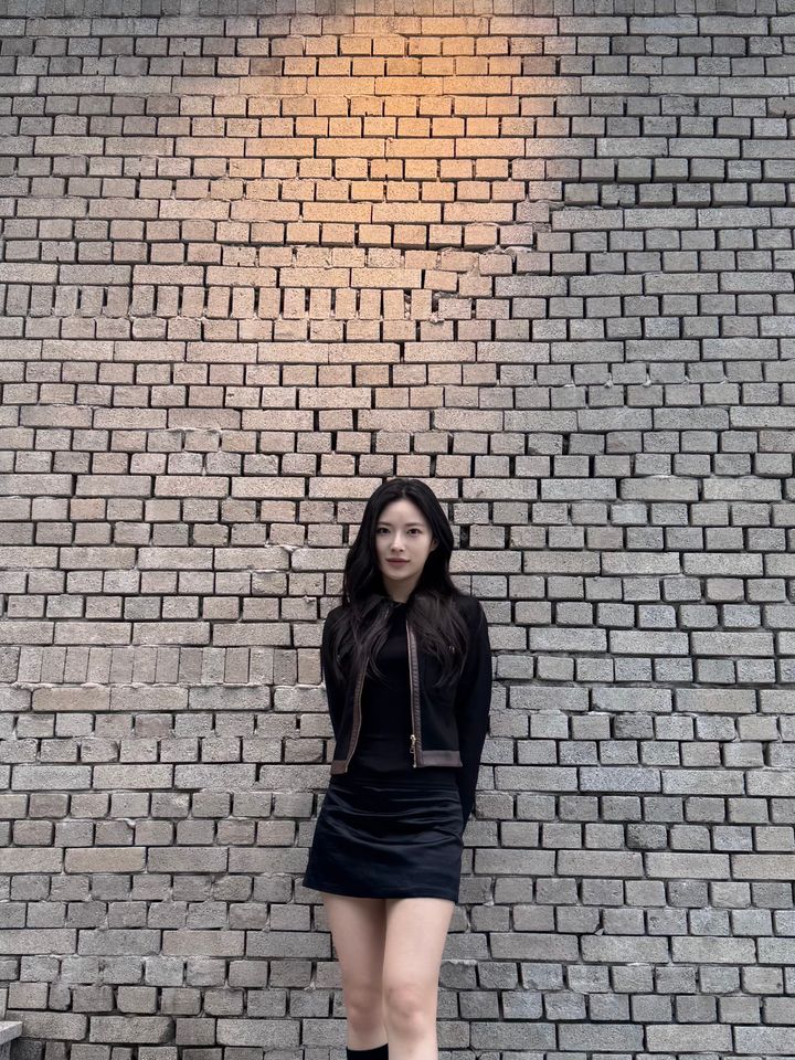 Jung Yujin Ảnh thu nhỏ