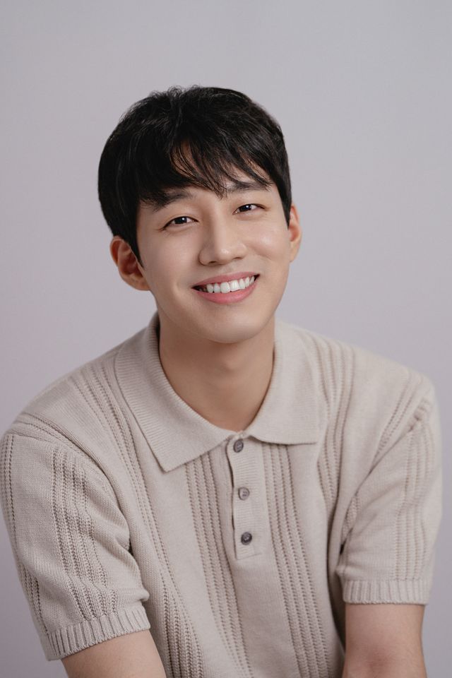 イ・カンヒ サムネイル画像