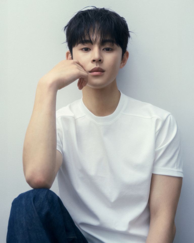 Park Gyeol Thumbnail image