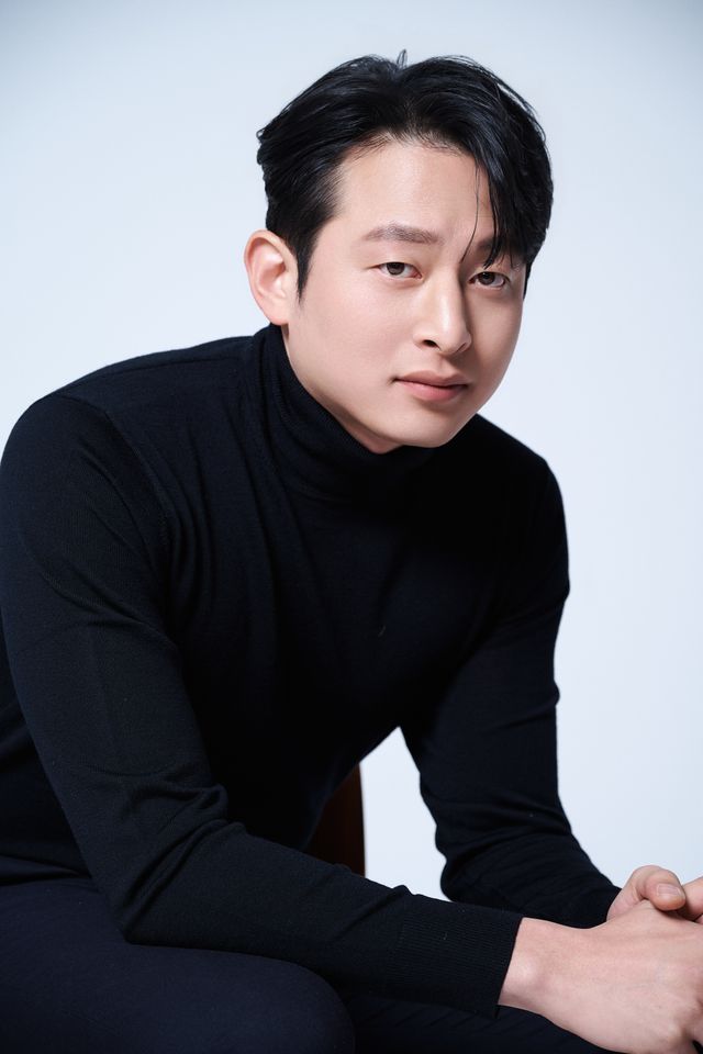 Shin Yuhwan Thumbnail image