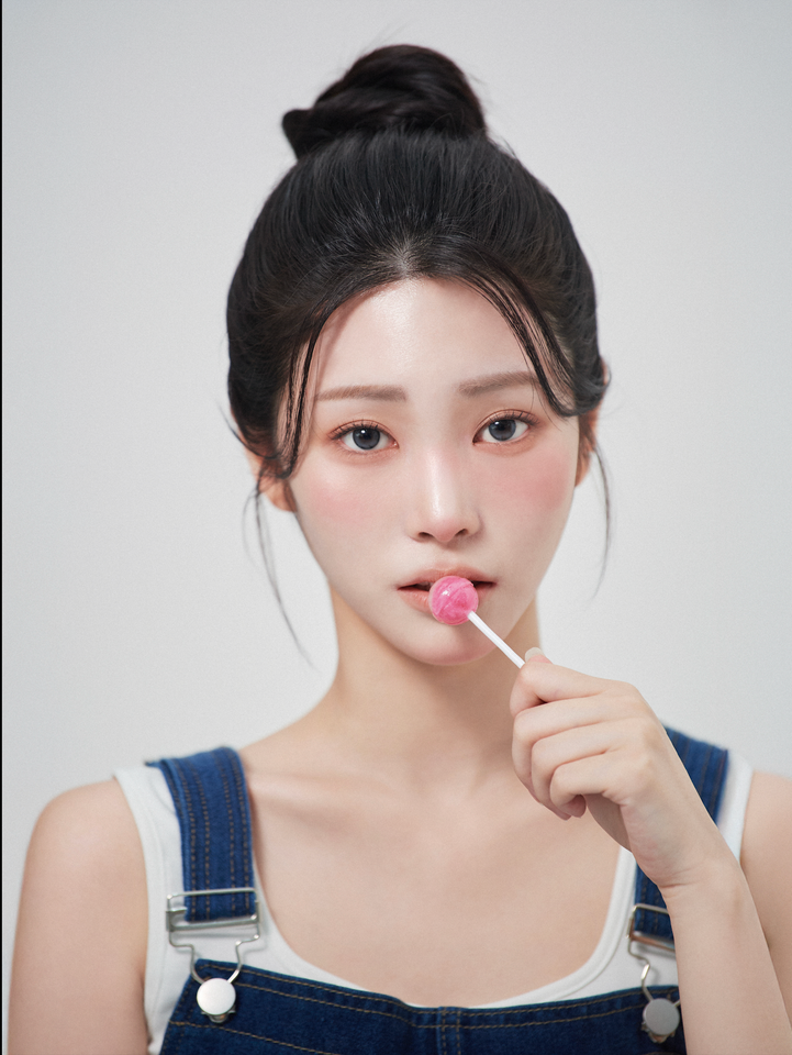 จอน แชรี ภาพขนาดย่อ