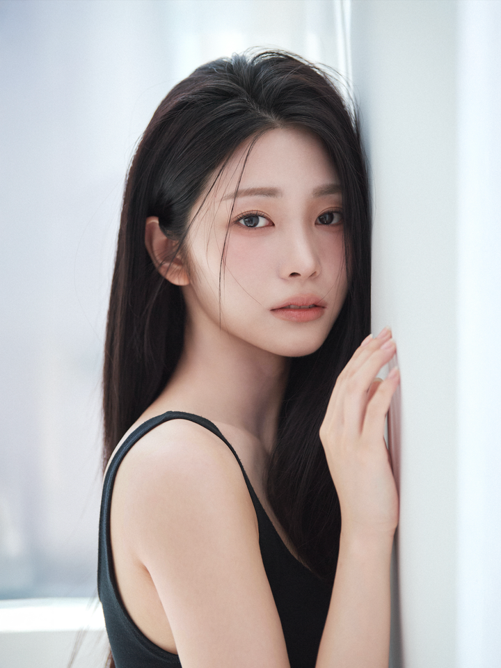 จอน แชรี ภาพขนาดย่อ