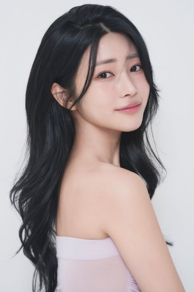 จอน แชรี ภาพขนาดย่อ