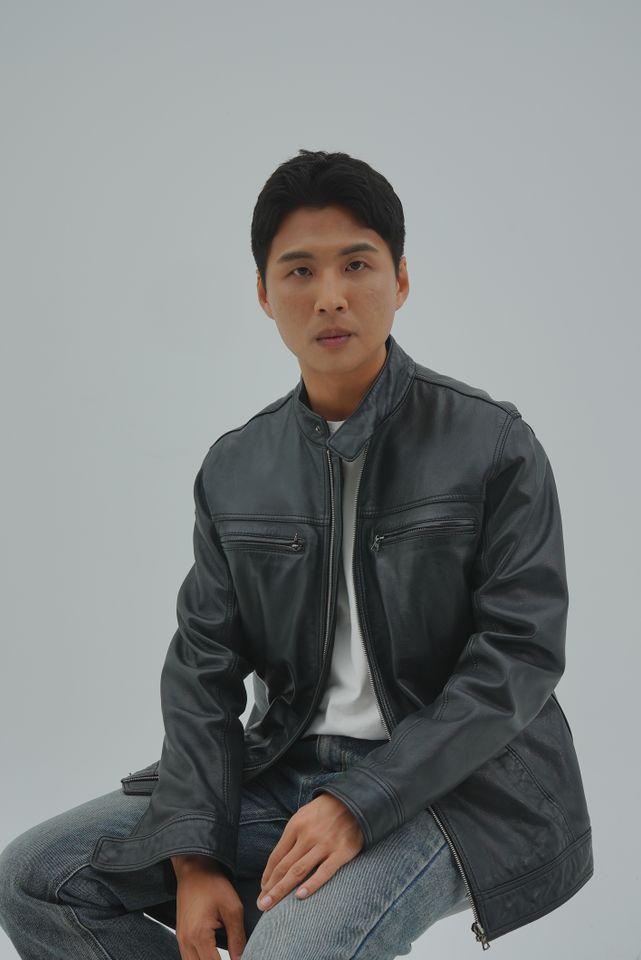 김정민 Thumbnail image