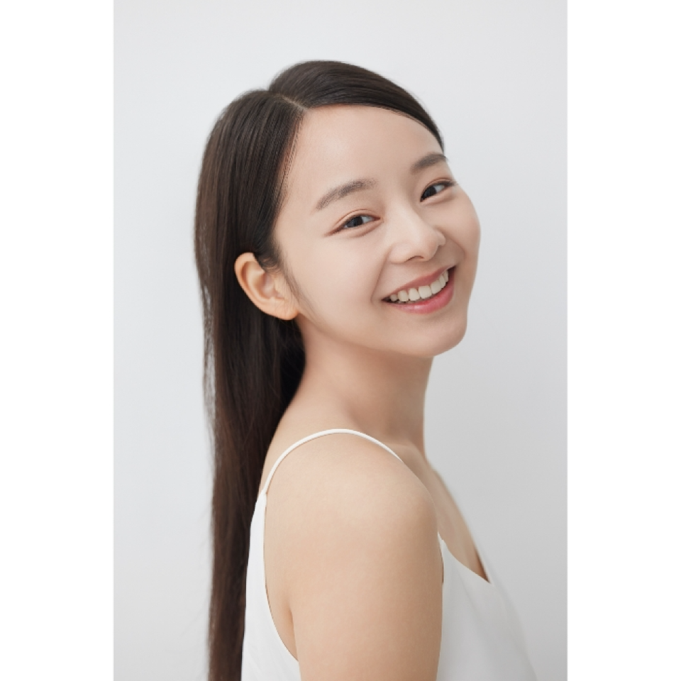 คิม จีอึน ภาพขนาดย่อ