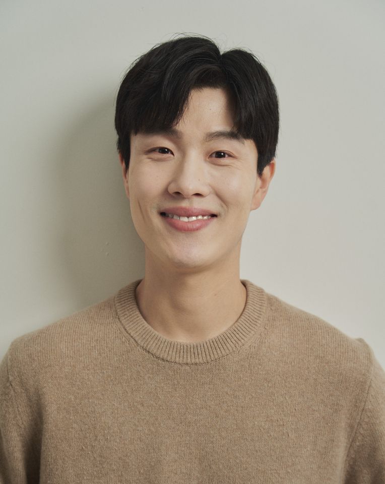 Lee Chang-won Thumbnail image