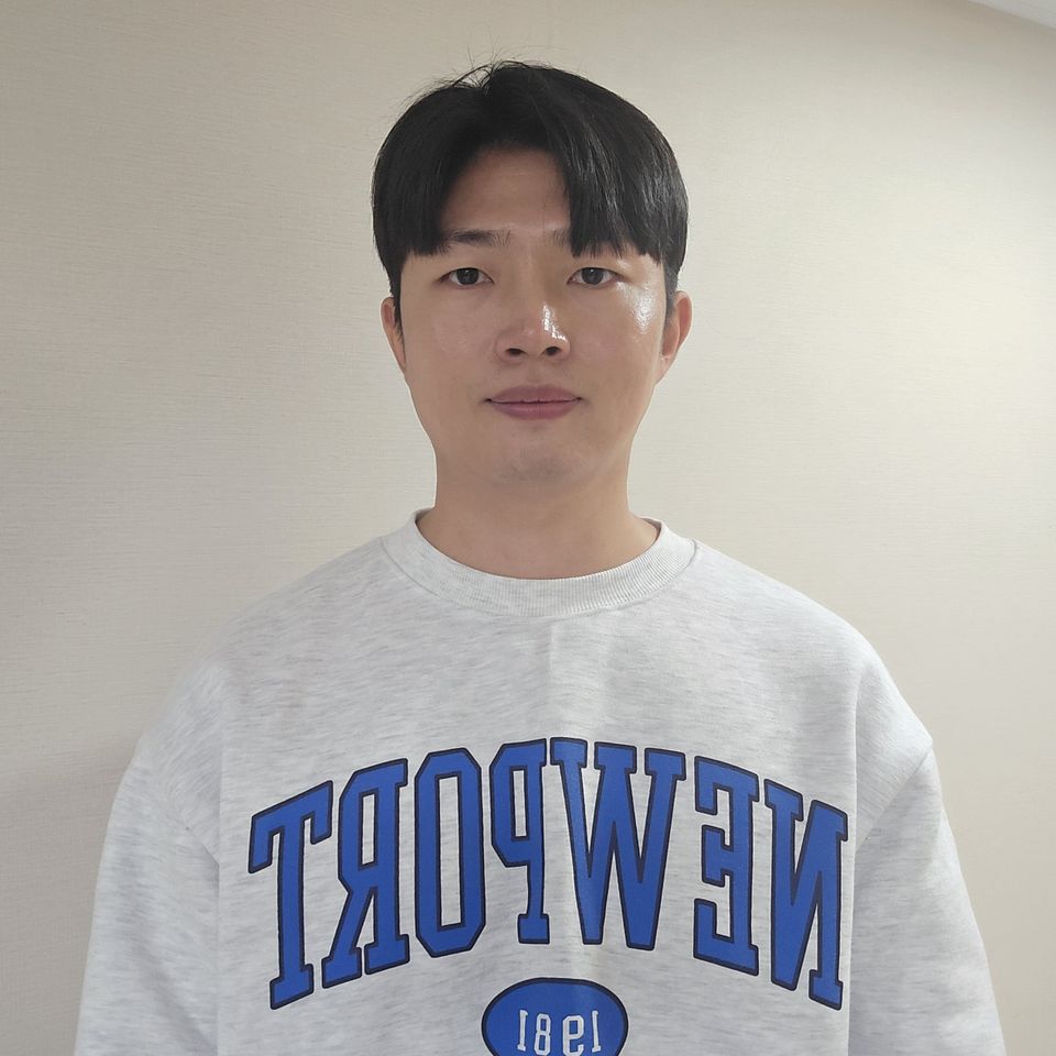 ド・ヨンハ サムネイル画像