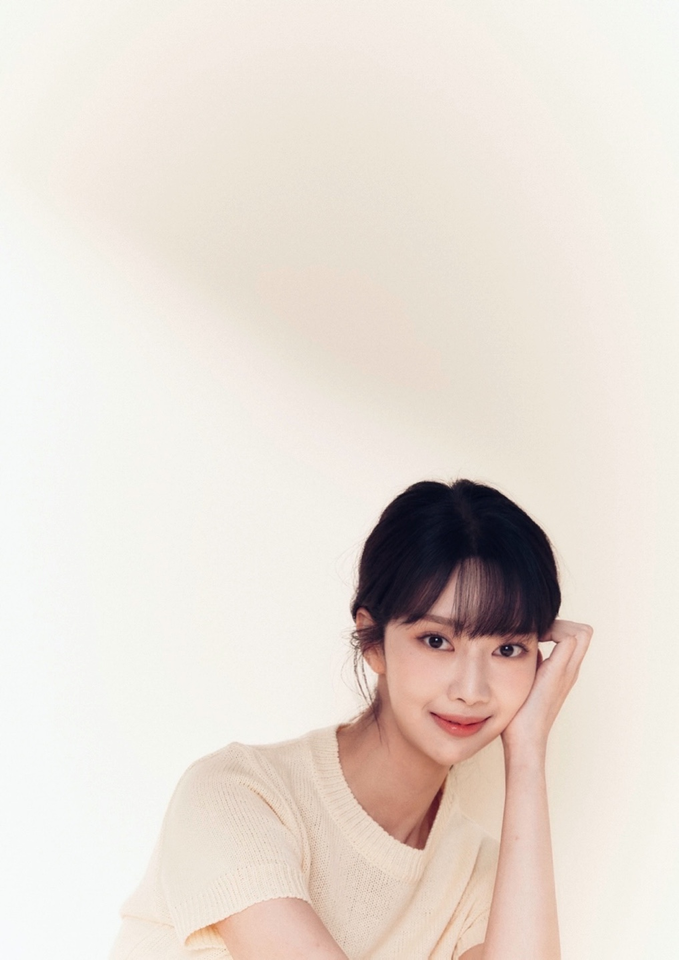 Kim Ye-won Ảnh thu nhỏ