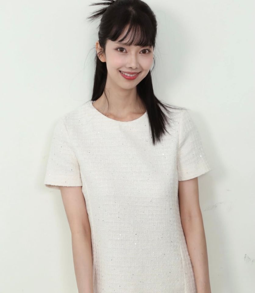 Kim Ye-won Ảnh thu nhỏ