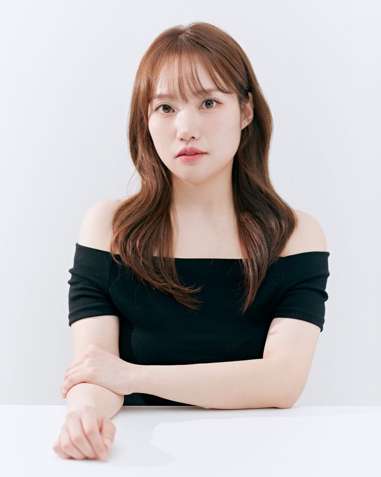 김윤미 썸네일 이미지