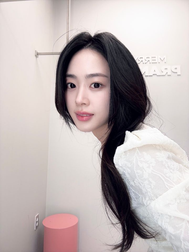 คิม เยจิน ภาพขนาดย่อ