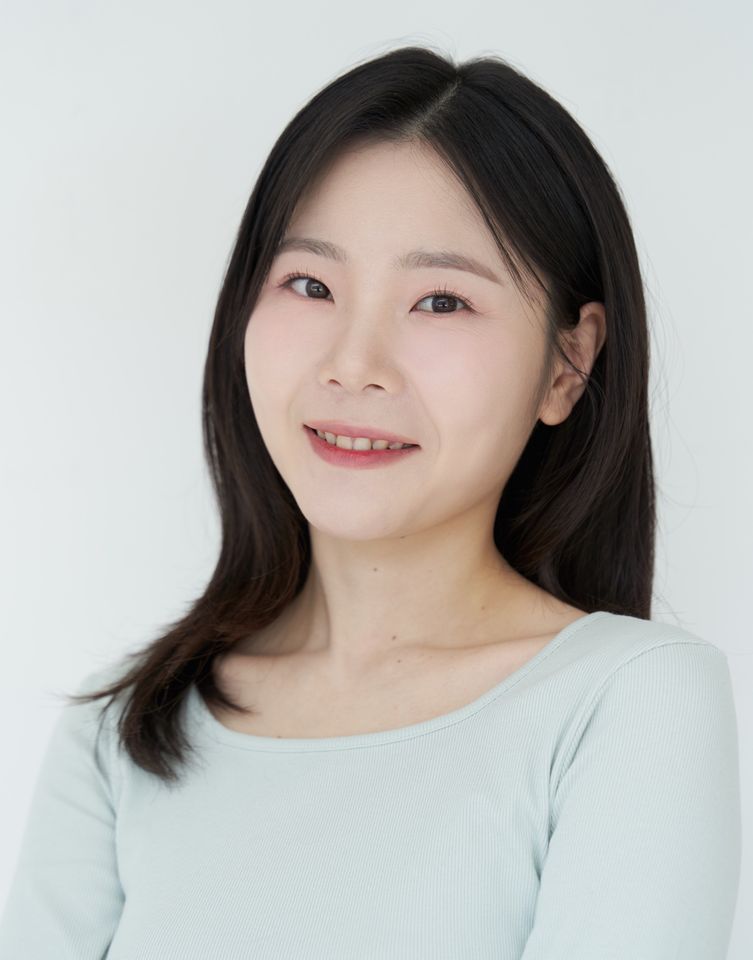 イ・ハユン サムネイル画像