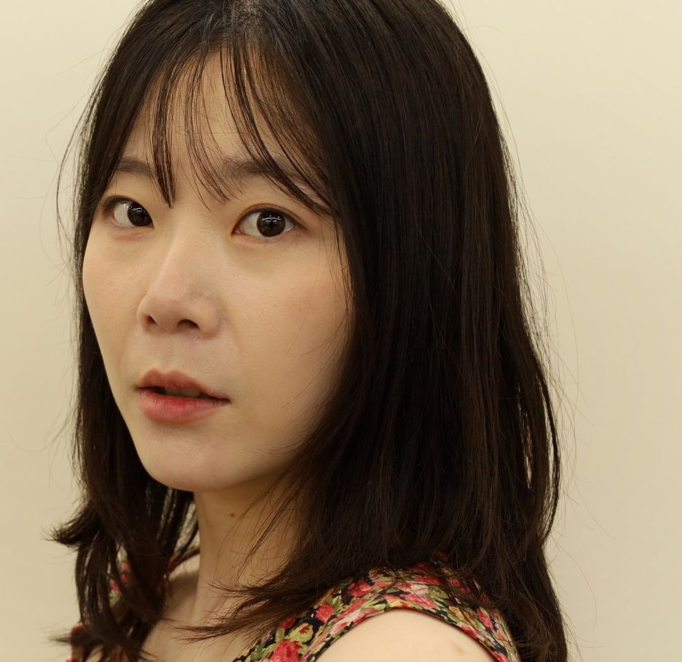 イ・ハユン サムネイル画像