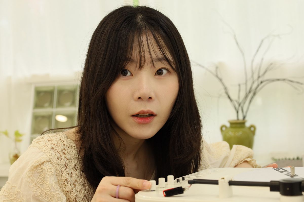 イ・ハユン サムネイル画像