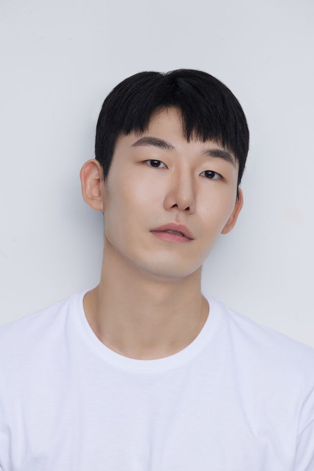 Jang-han Thumbnail image