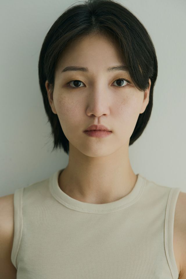 김서휘 썸네일 이미지