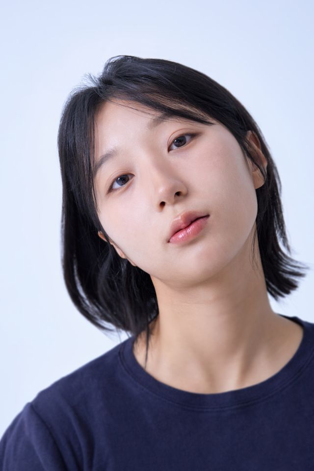 มุน กาอึน ภาพขนาดย่อ