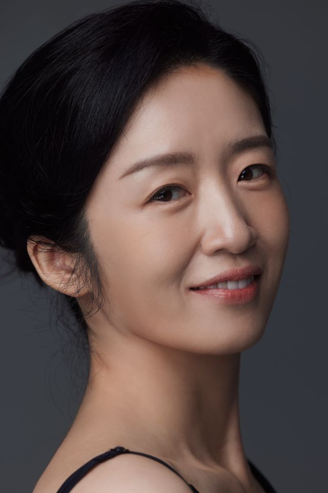 ยุน จองวอน ภาพขนาดย่อ