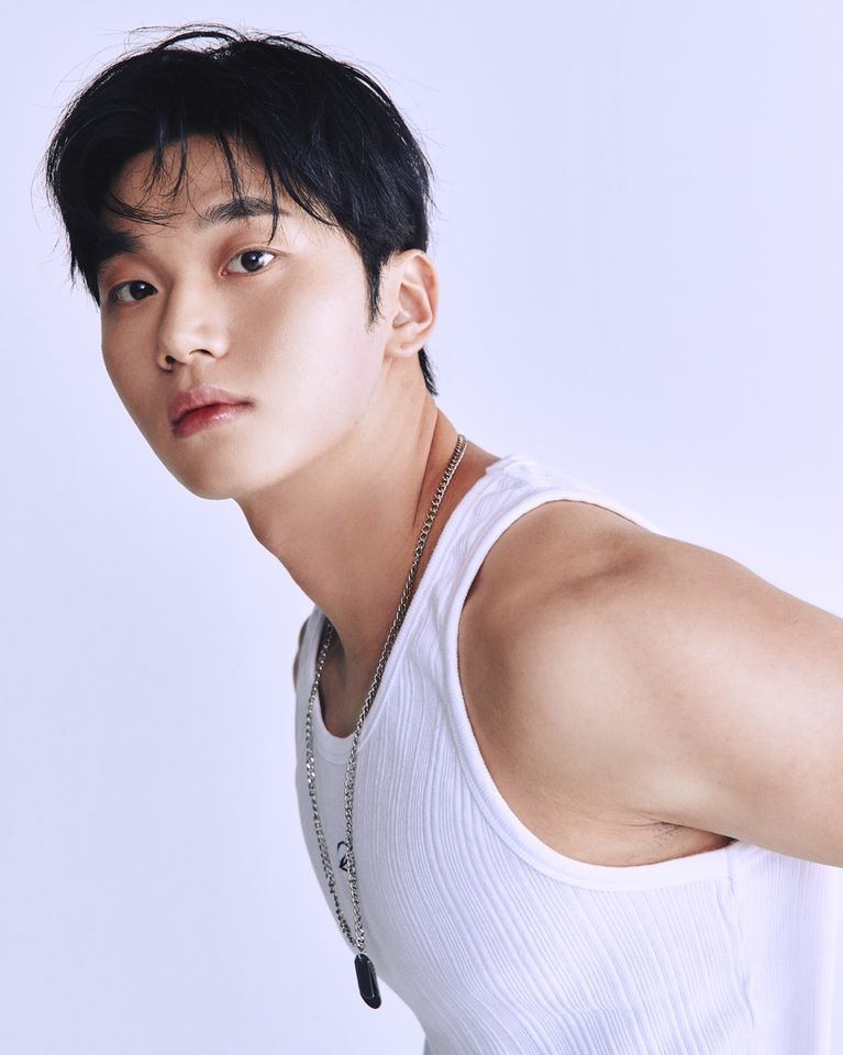 신윤제 Thumbnail image