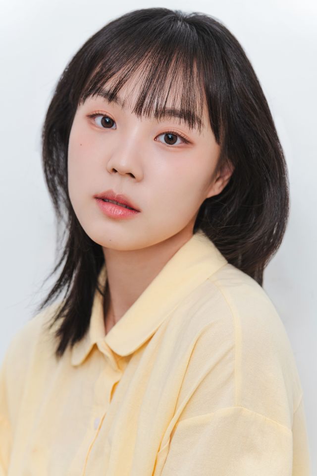 ムン・ダヒ サムネイル画像