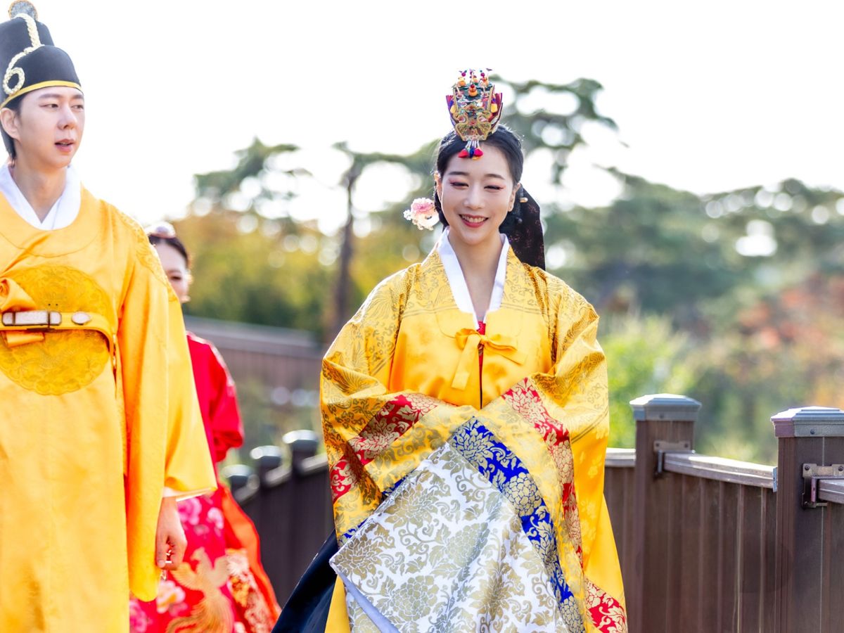 Jang Ji-hee Thumbnail image