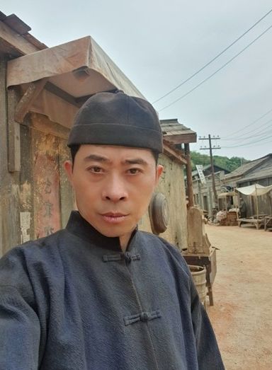 イ・フンユン サムネイル画像