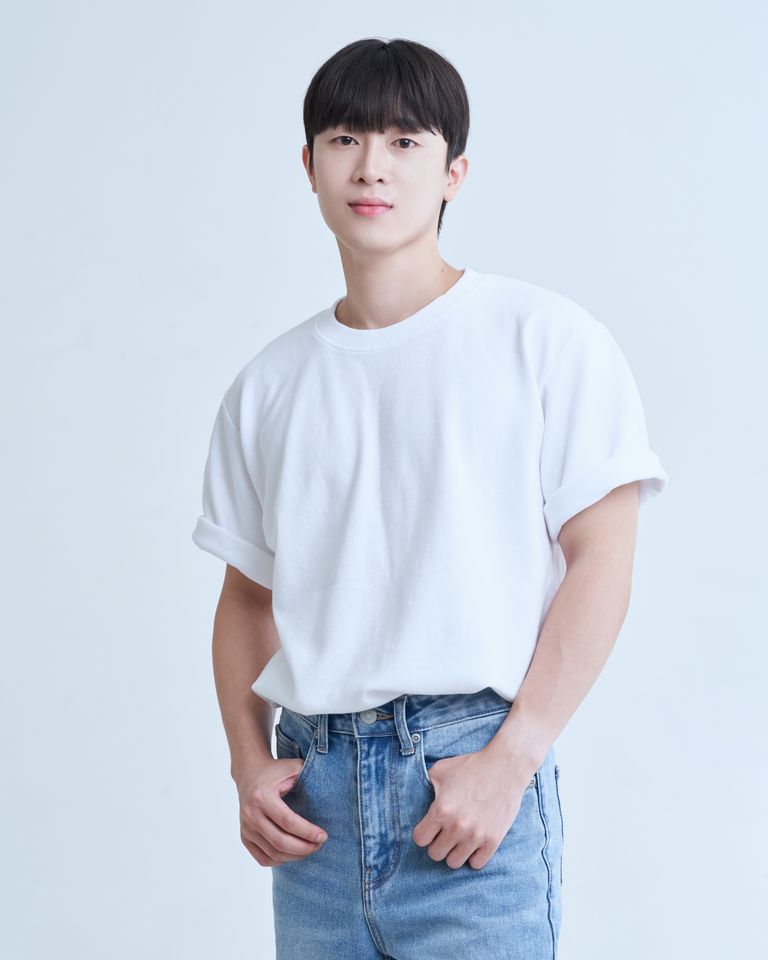 พัค ยองอุน ภาพขนาดย่อ