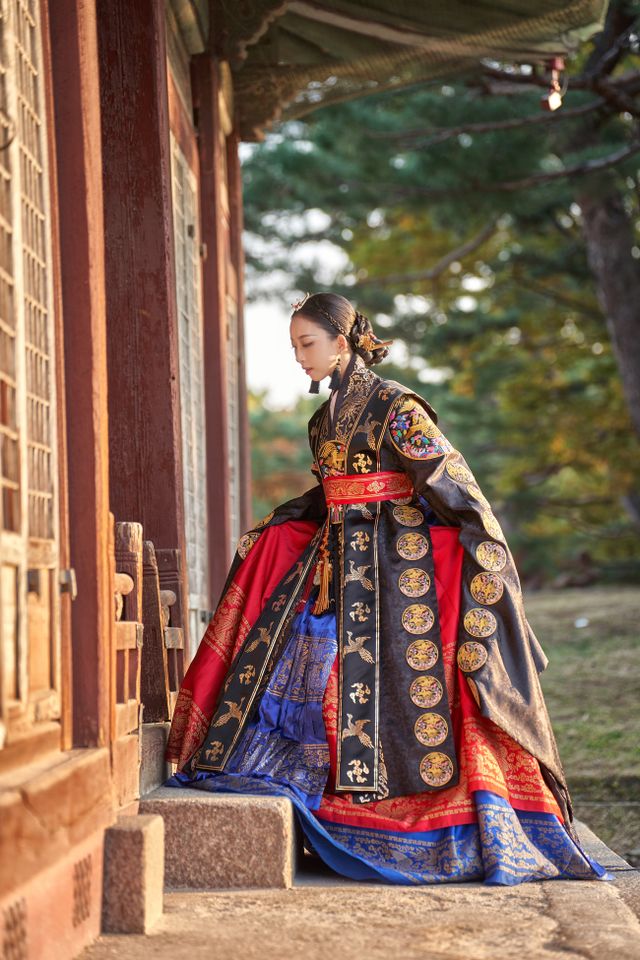 Han Hye-i Thumbnail image