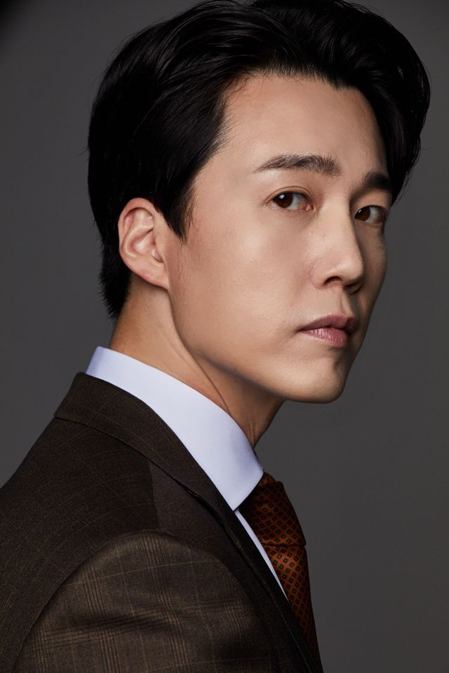 김지훈 ภาพขนาดย่อ