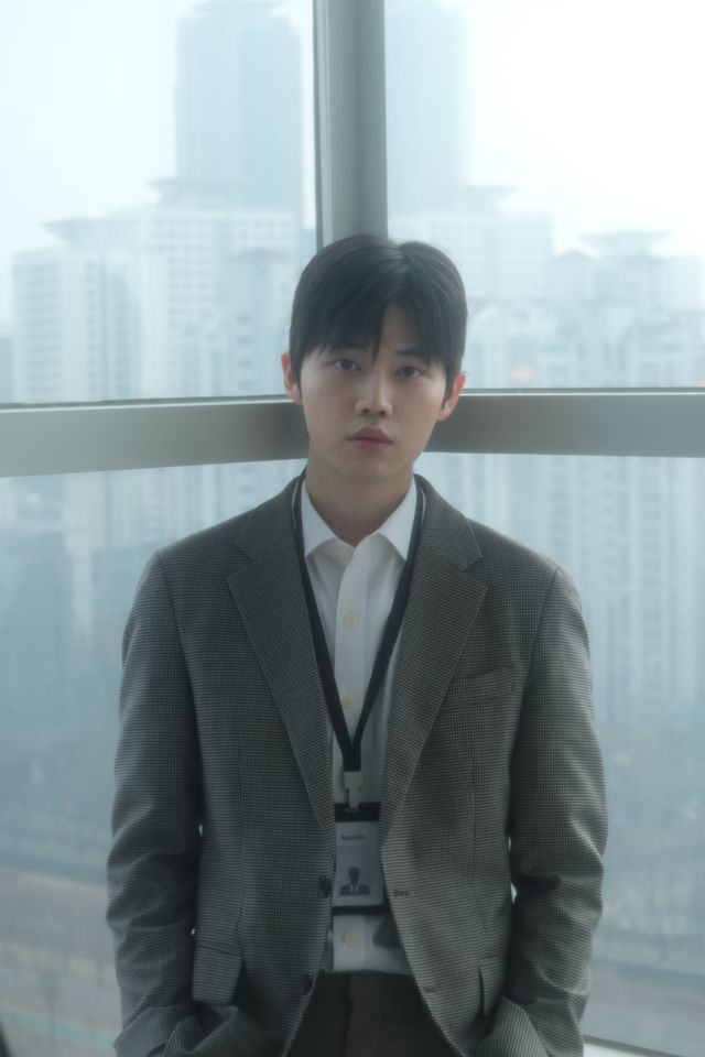 이준혁 サムネイル画像