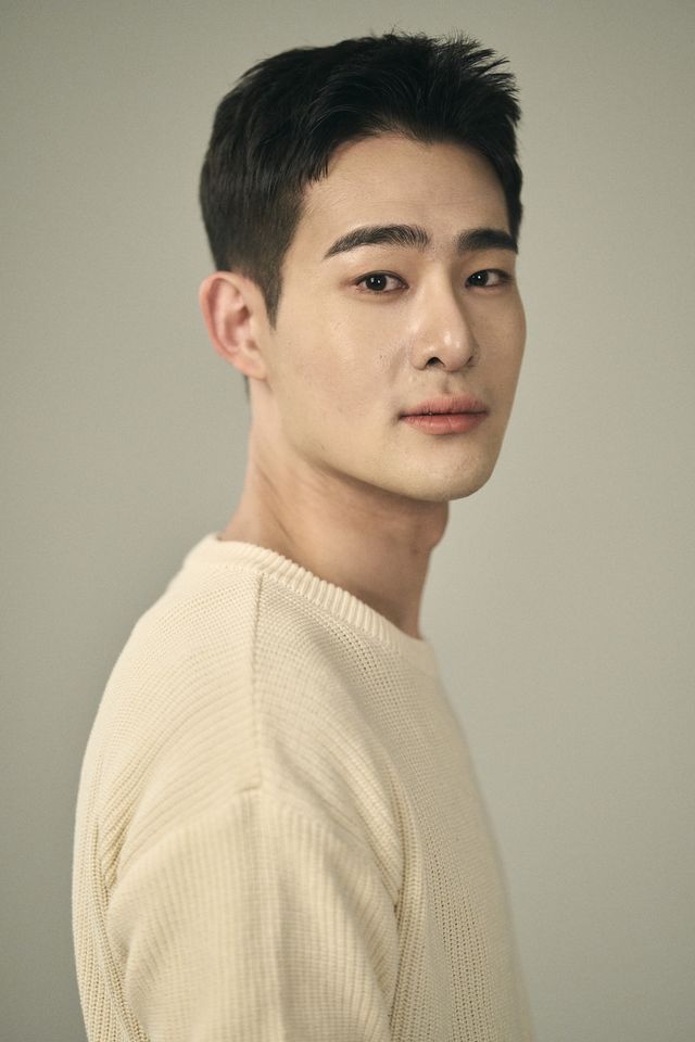 Heo Yoon-soo Thumbnail image