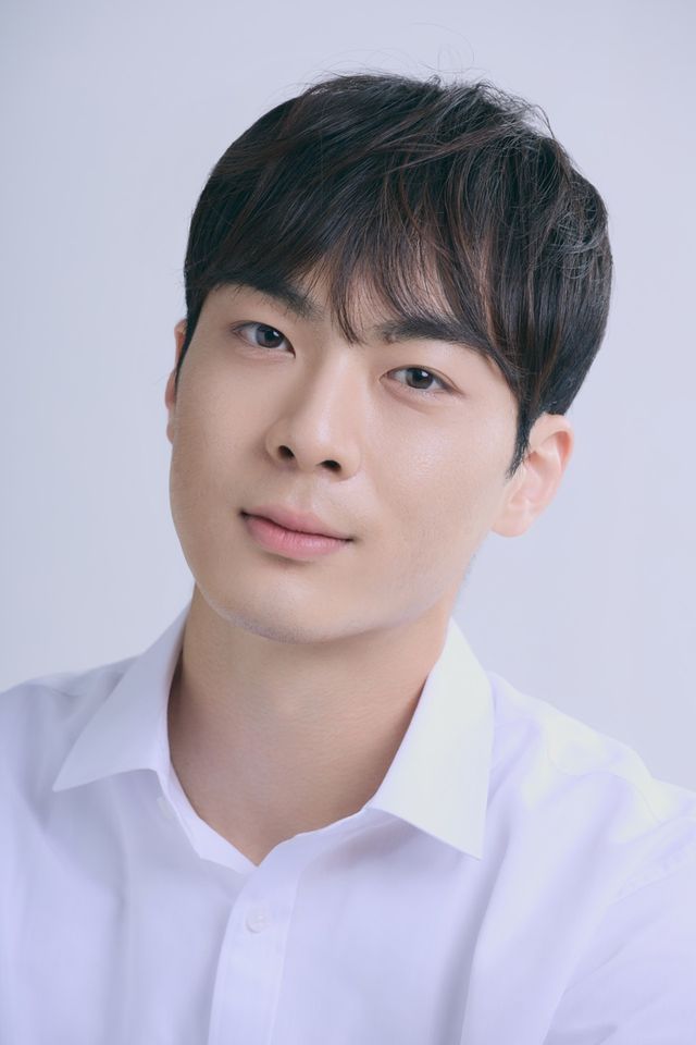 Yu Kyung-min Thumbnail image