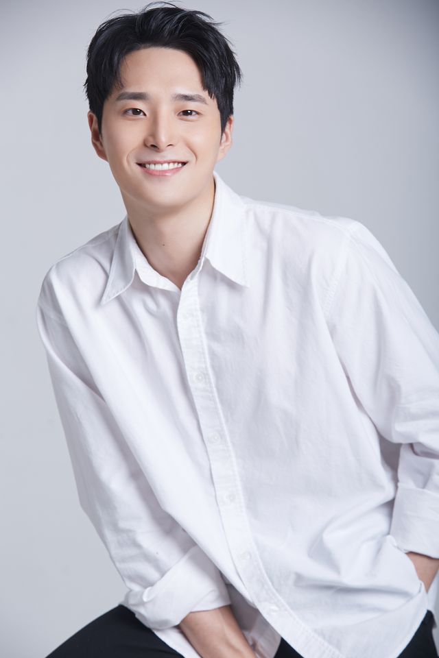 パク・ジョンホ サムネイル画像