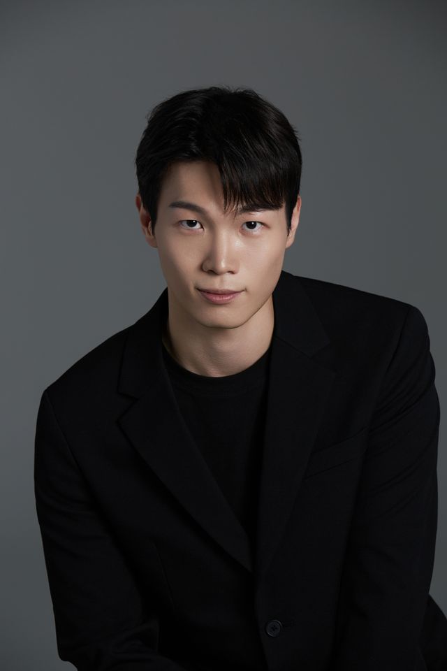 Jeong In-kyo Thumbnail image