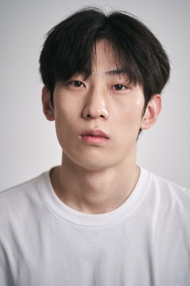 อี ชอลกยู ภาพขนาดย่อ