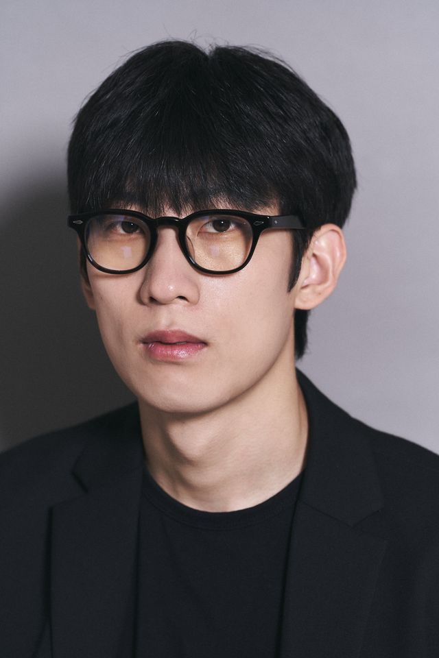 อี ชอลกยู ภาพขนาดย่อ