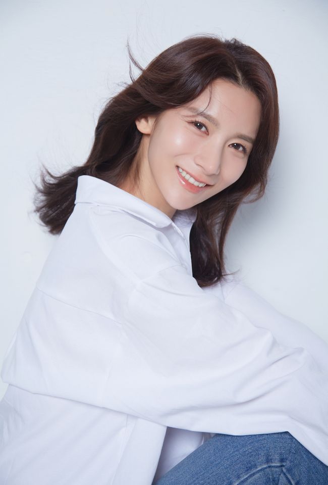 정유지 Thumbnail image