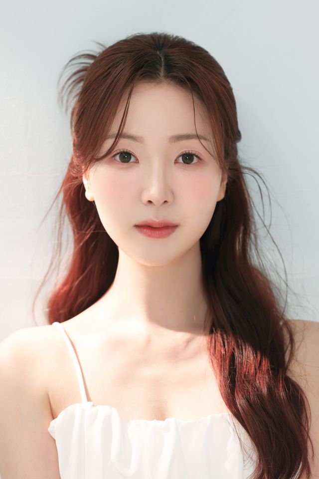 イ・ヘビン サムネイル画像