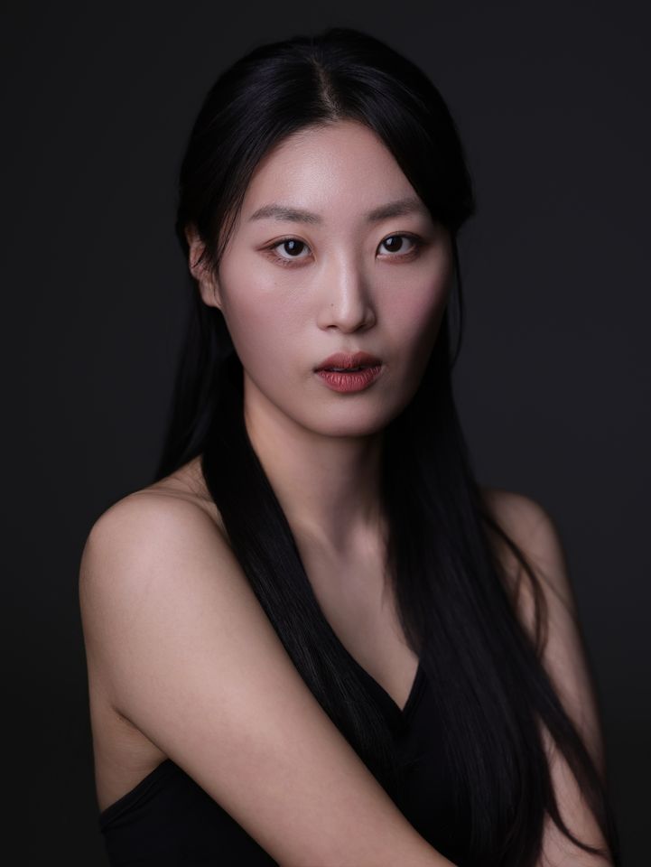 장윤진 썸네일 이미지