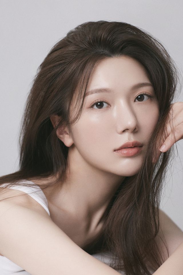 Lee Ji-eun Thumbnail image