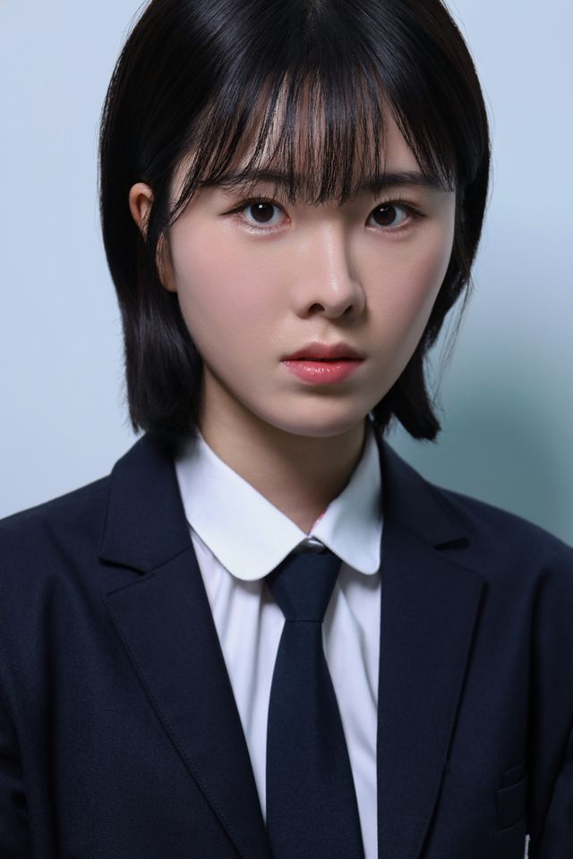 คัง เยจิน ภาพขนาดย่อ