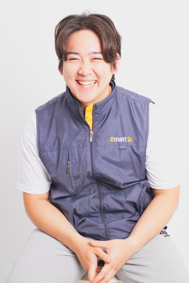 カン・ジウ サムネイル画像