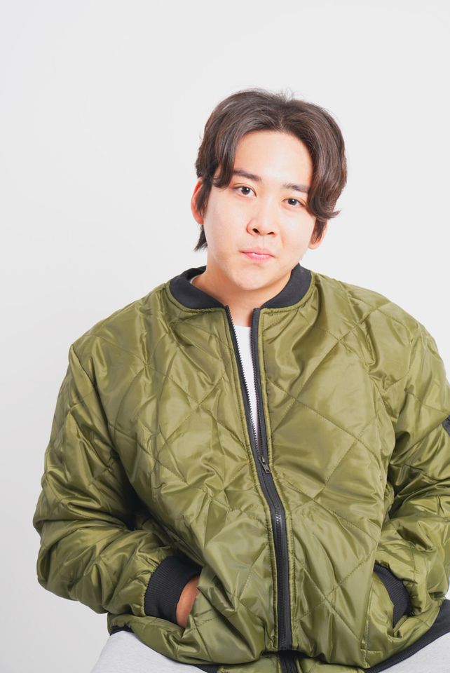 カン・ジウ サムネイル画像