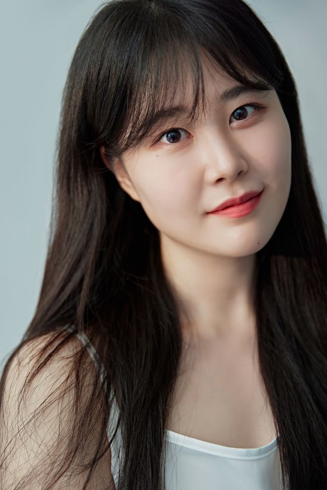 Han Yun-ji Thumbnail image