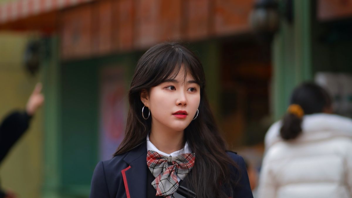 Han Yun-ji Thumbnail image