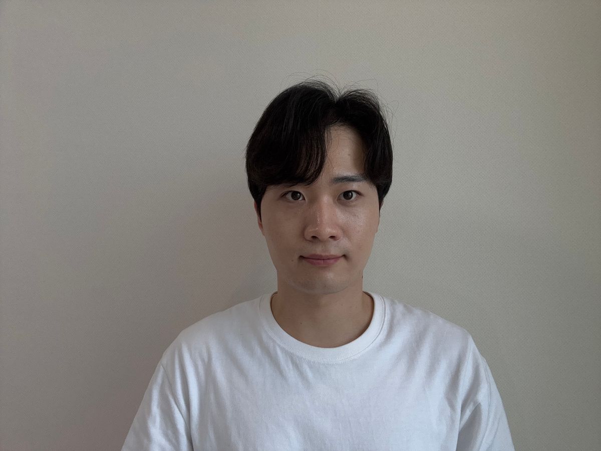 キム・ミンソン サムネイル画像