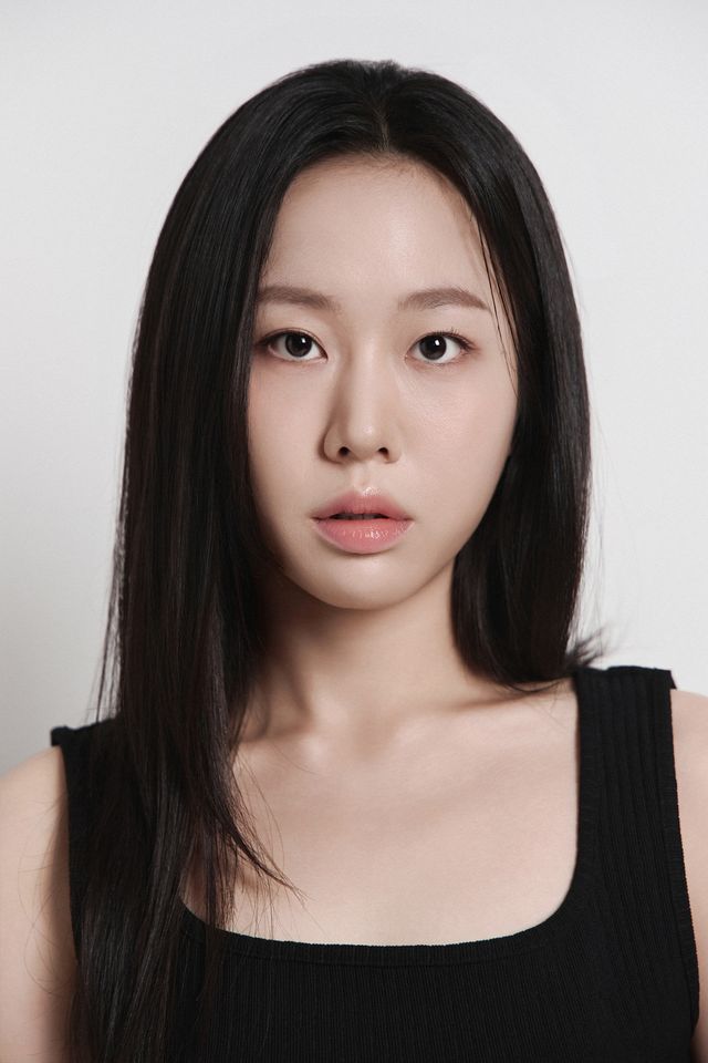 チョン・スハ サムネイル画像