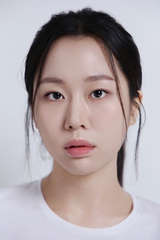 チョン・スハ サムネイル画像